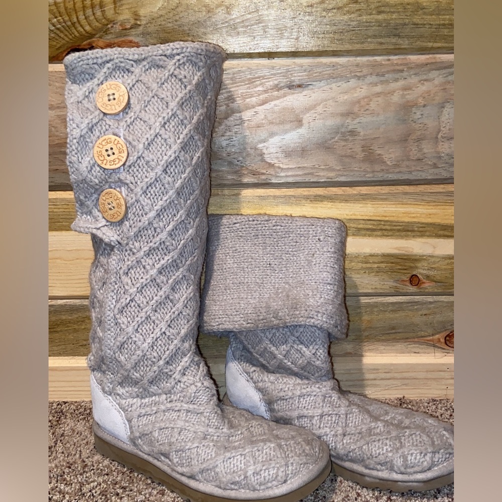Knit Uggs